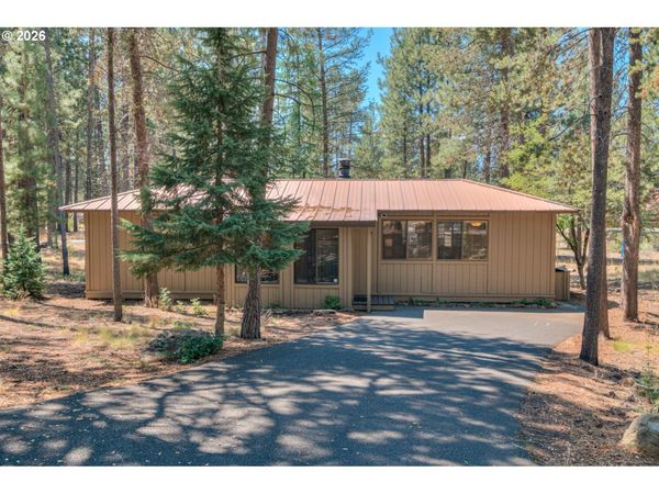 57077 FOX LN, Sunriver, OR 97707