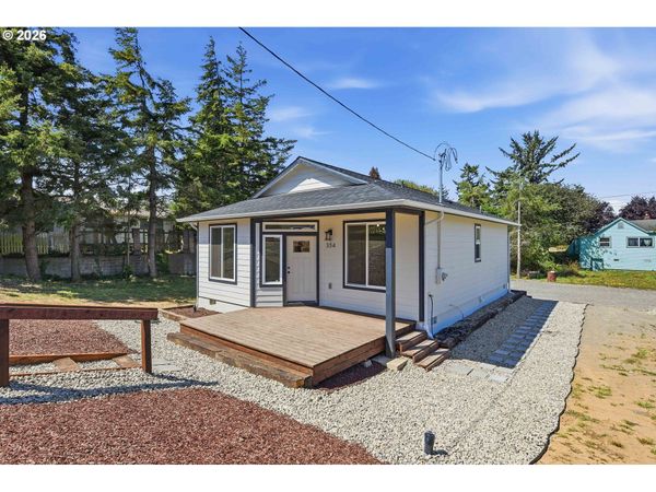 354 N Wasson ST, Coos Bay, OR 97420