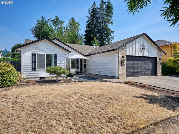411 Ike Mooney NE RD, Silverton, OR 97381