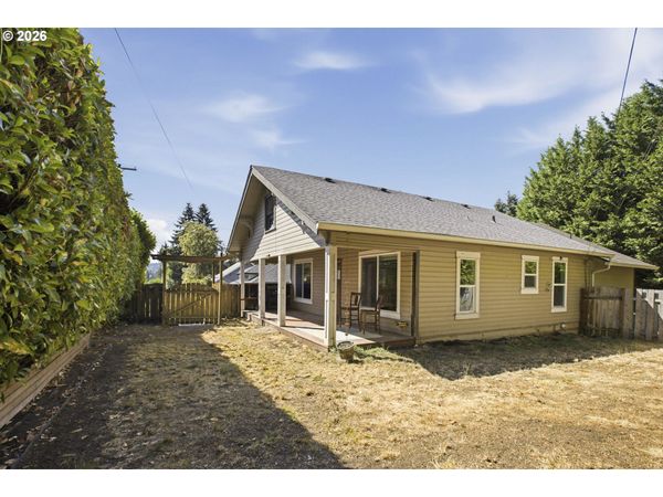 14827 SE RIVER RD, Milwaukie, OR 97267