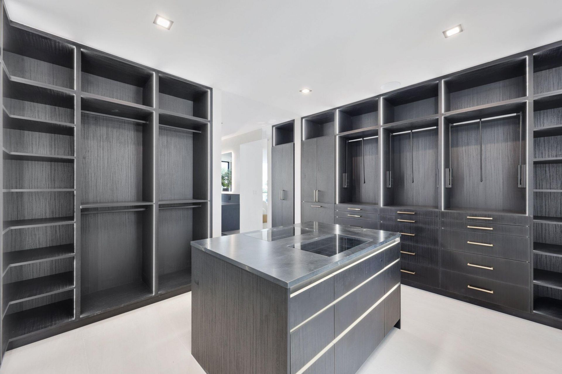 2825 NE 27th Street, Fort Lauderdale, FL 33306 Photo