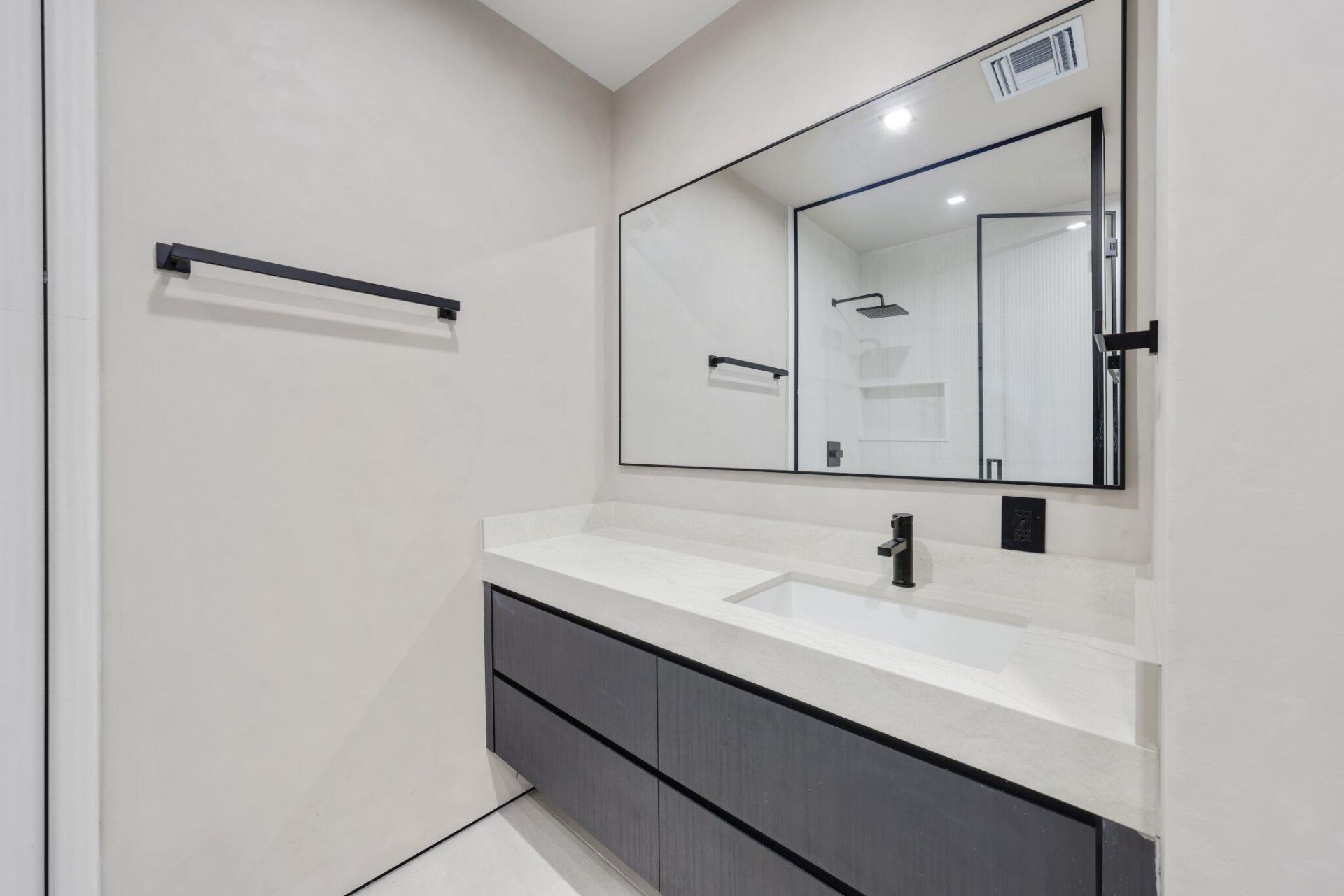 2825 NE 27th Street, Fort Lauderdale, FL 33306 Photo