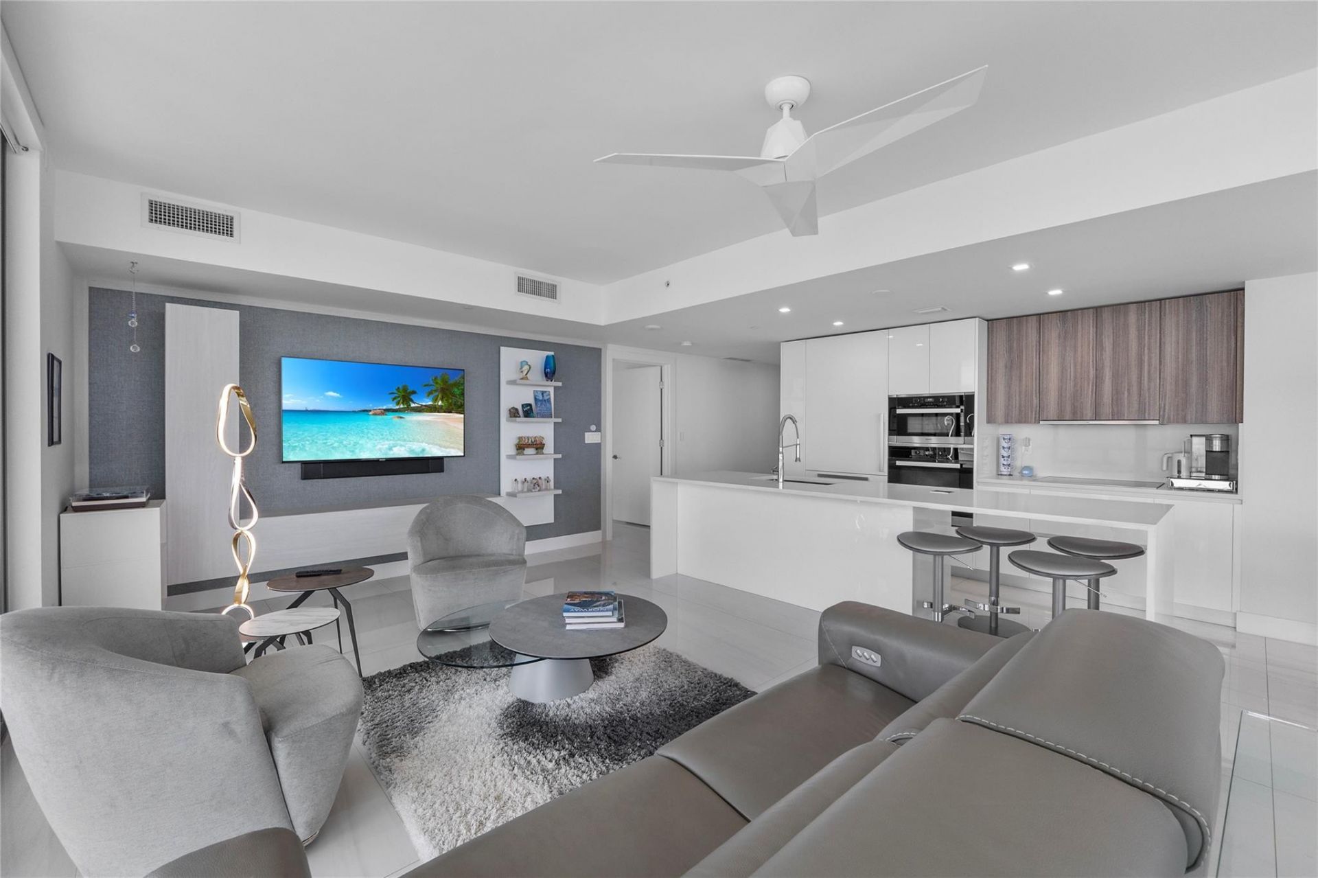 730 N Ocean Boulevard, Unit 1501, Pompano Beach, FL 33062 Photo