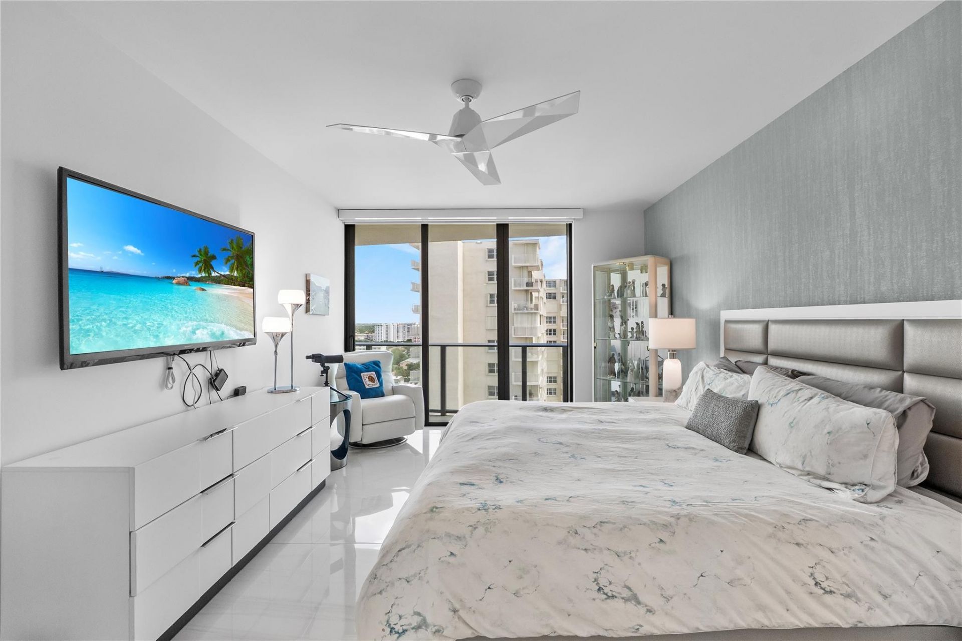730 N Ocean Boulevard, Unit 1501, Pompano Beach, FL 33062 Photo