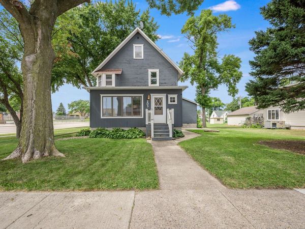 203 N Galbraith Street , Blue Earth, MN 56013