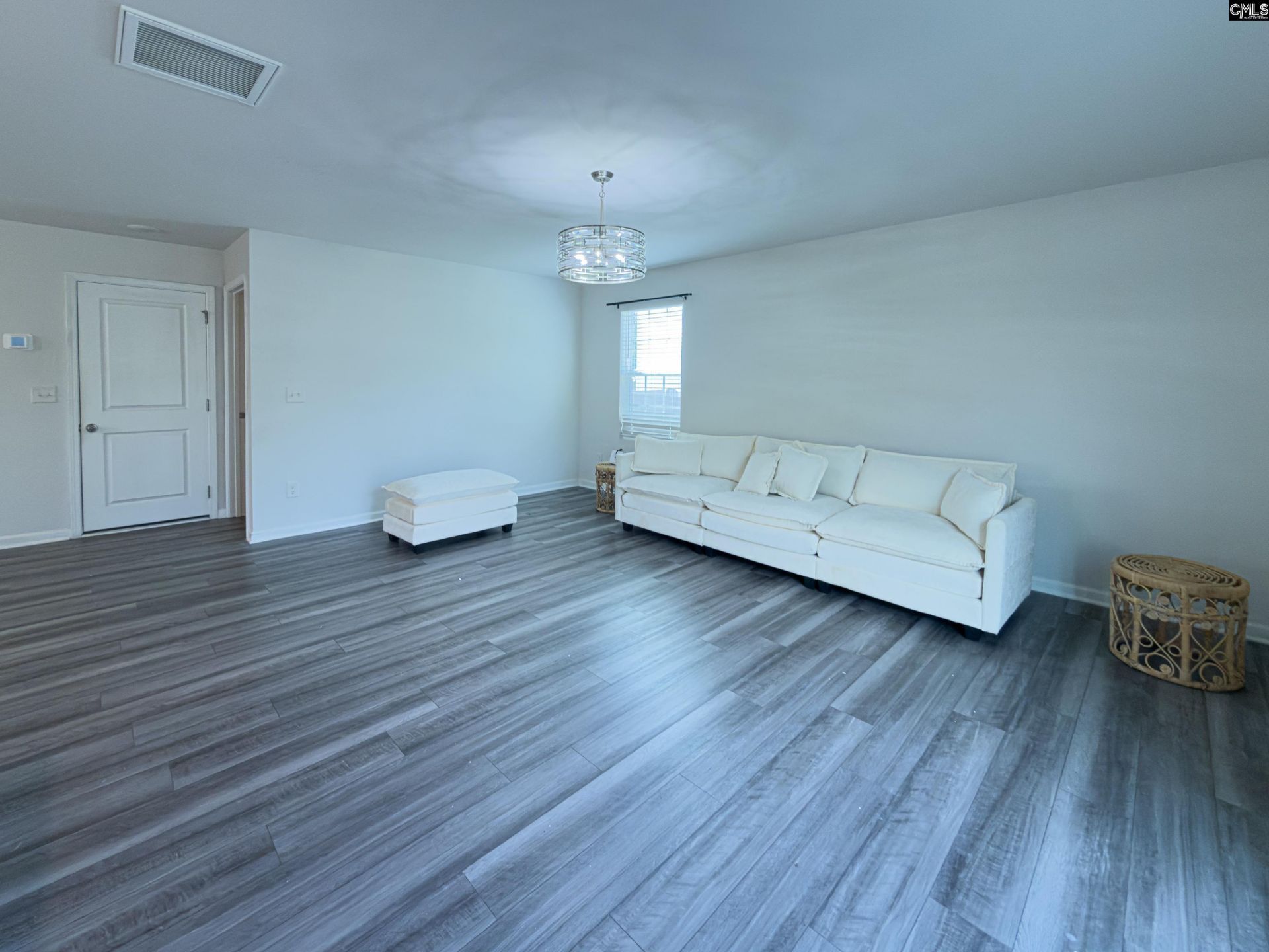 99 Jacobs Drive Photo 26