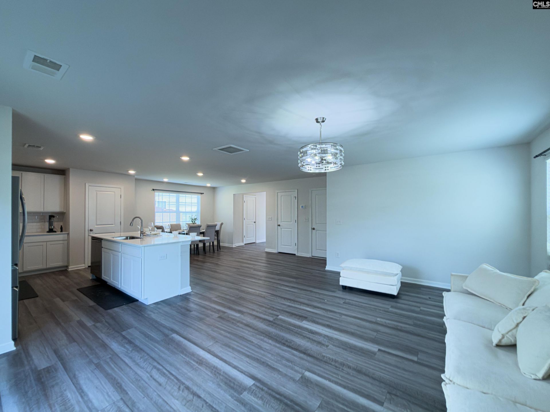 99 Jacobs Drive Photo 27