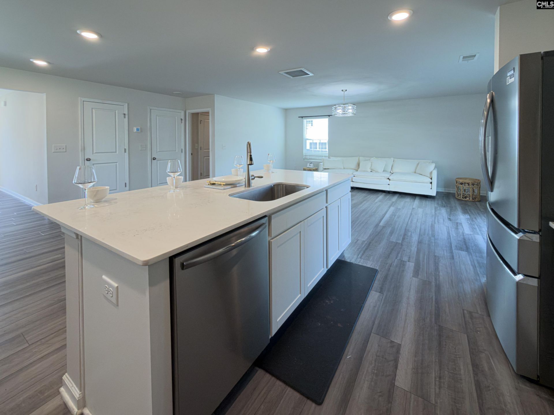 99 Jacobs Drive Photo 31