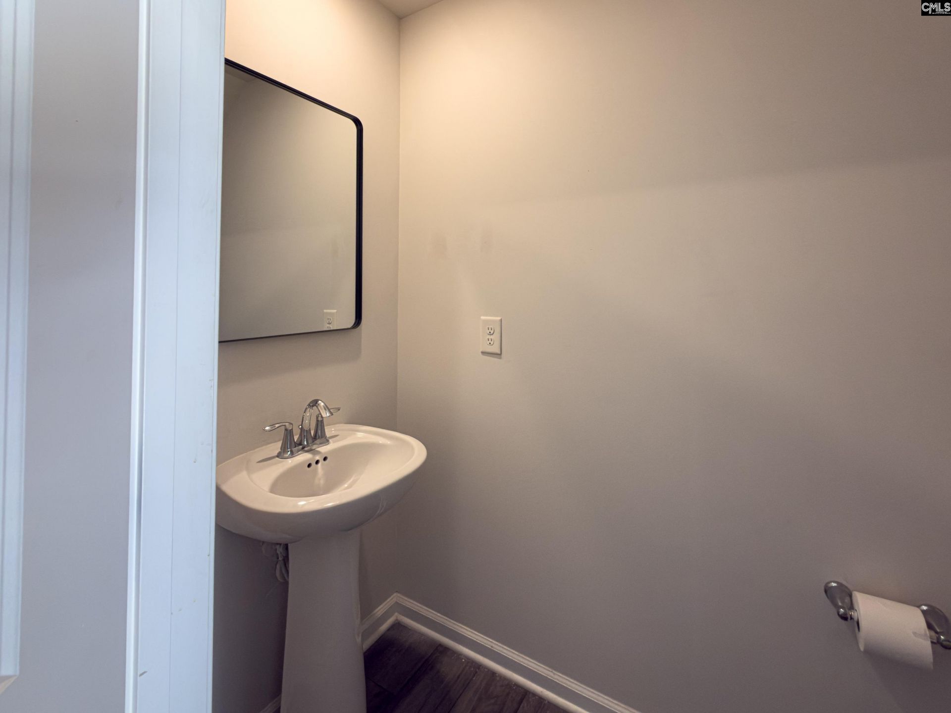 99 Jacobs Drive Photo 37