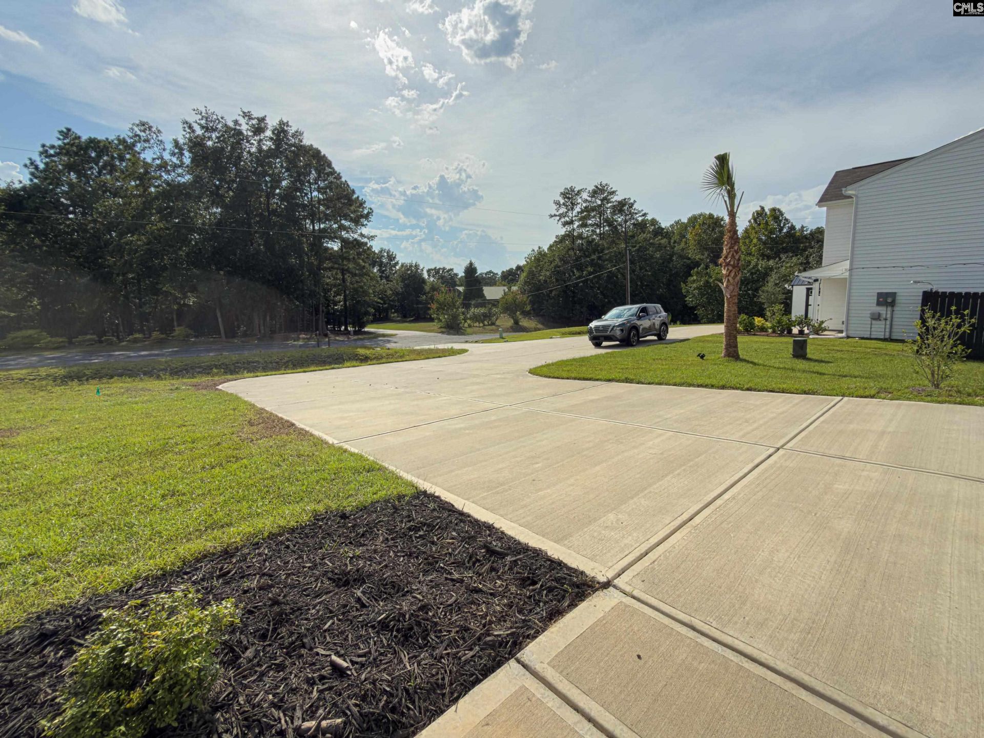 99 Jacobs Drive Photo 58