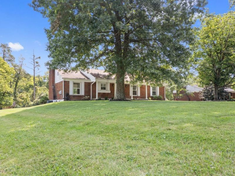 5818 Kenwood Road, Cincinnati, OH 45243 Photo 3