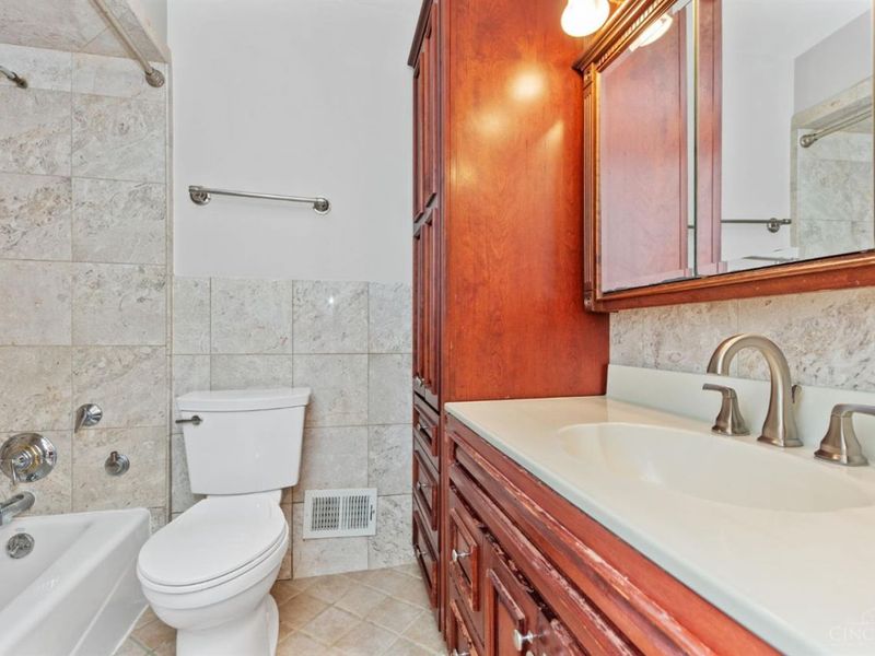 5818 Kenwood Road, Cincinnati, OH 45243 Photo 31