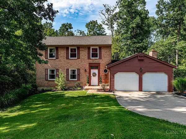 7885 Oak Leaf Circle, West Chester, OH 45241