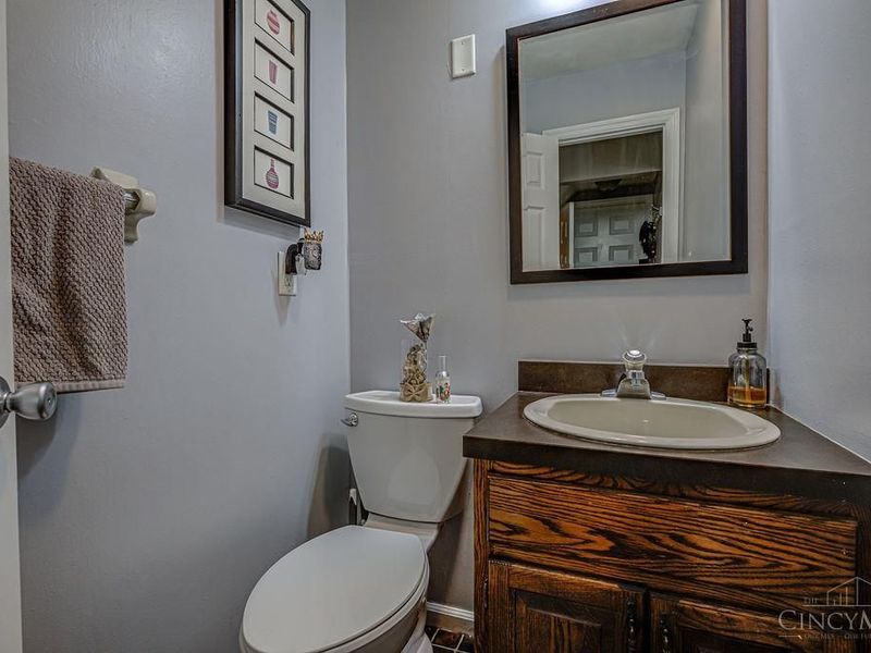7885 Oak Leaf Circle, West Chester, OH 45241 Photo 16