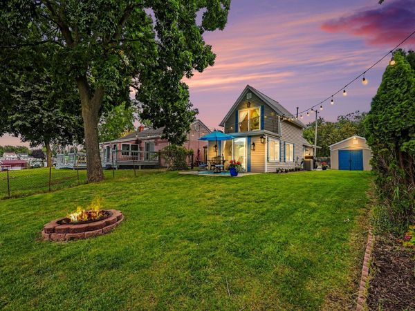 435 S Lakeside Drive, Michigan Center, MI 49254