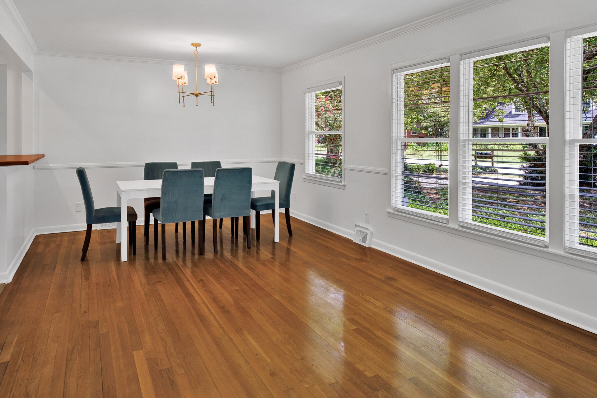 1154 Winborn Drive Photo 4