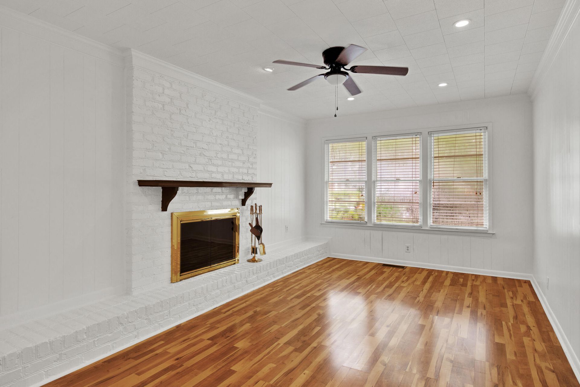 1154 Winborn Drive Photo 8