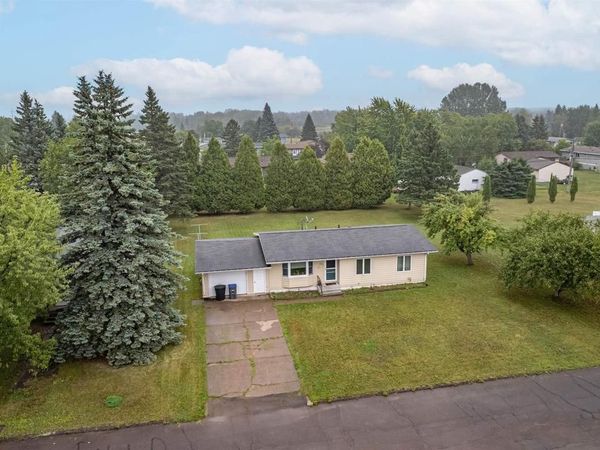 2906 John Ave, Superior, WI 54880