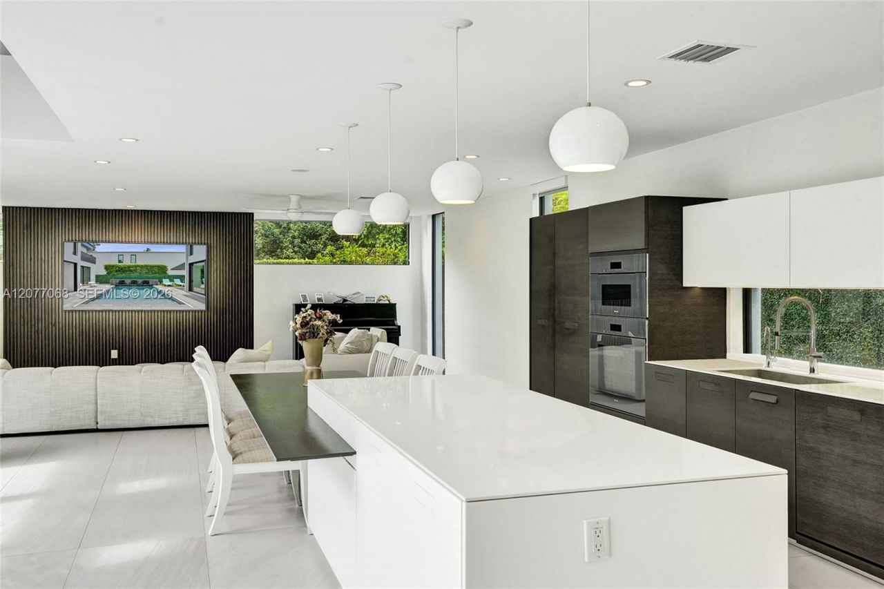 129 N Victoria Park Rd, Fort Lauderdale, FL 33301 Photo