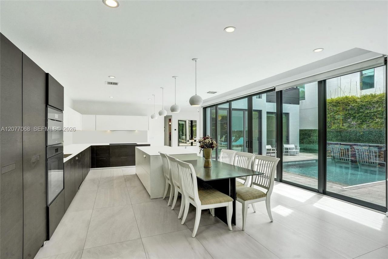 129 N Victoria Park Rd, Fort Lauderdale, FL 33301 Photo
