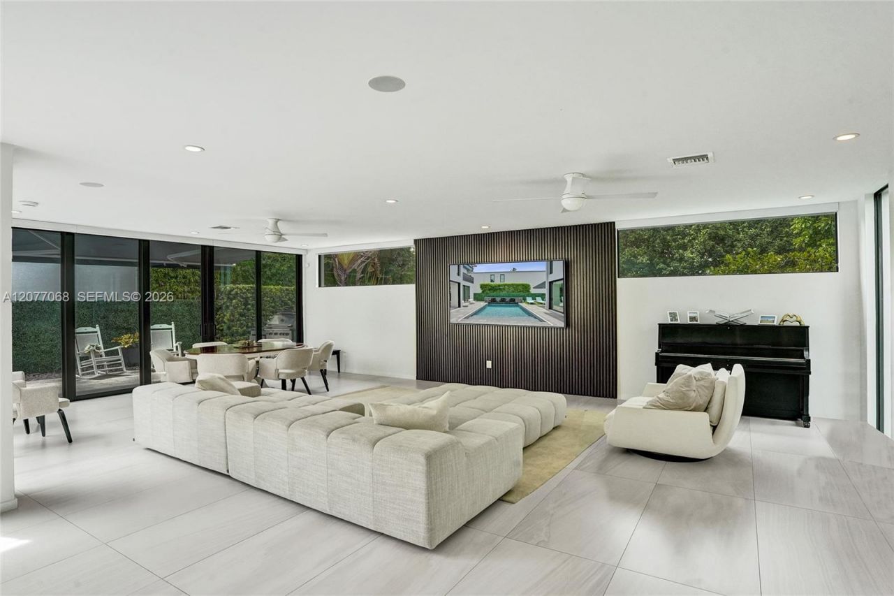 129 N Victoria Park Rd, Fort Lauderdale, FL 33301 Photo