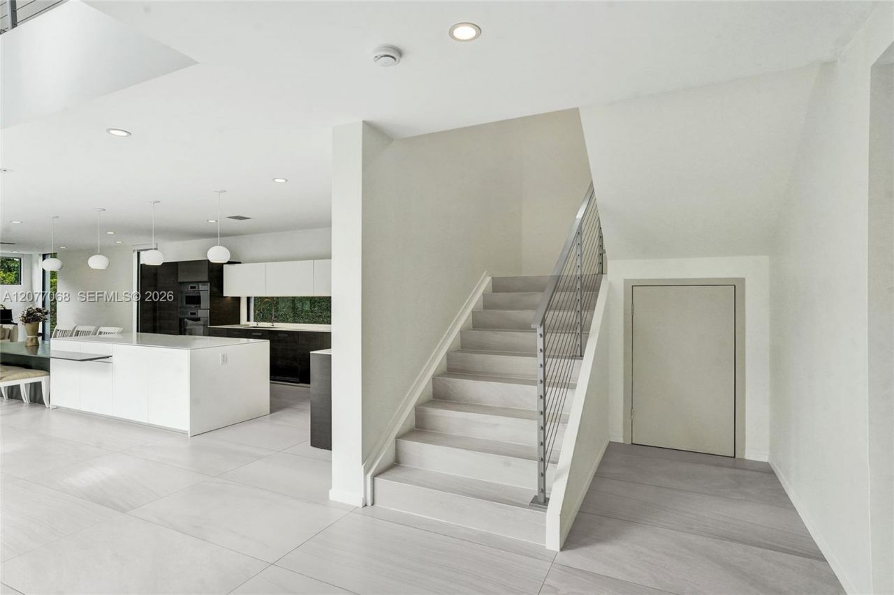129 N Victoria Park Rd, Fort Lauderdale, FL 33301 Photo