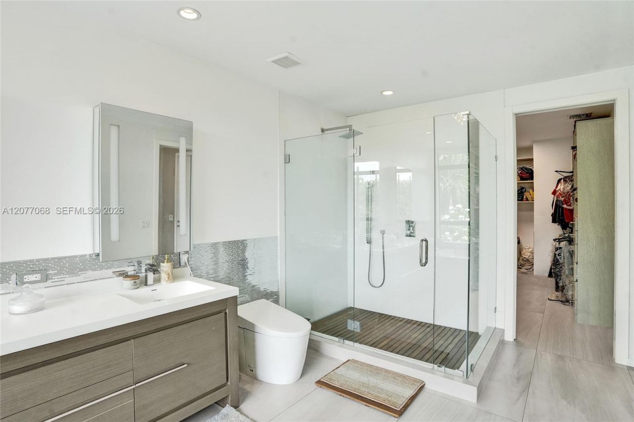 129 N Victoria Park Rd, Fort Lauderdale, FL 33301 Photo
