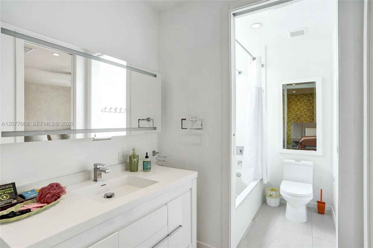 129 N Victoria Park Rd, Fort Lauderdale, FL 33301 Photo