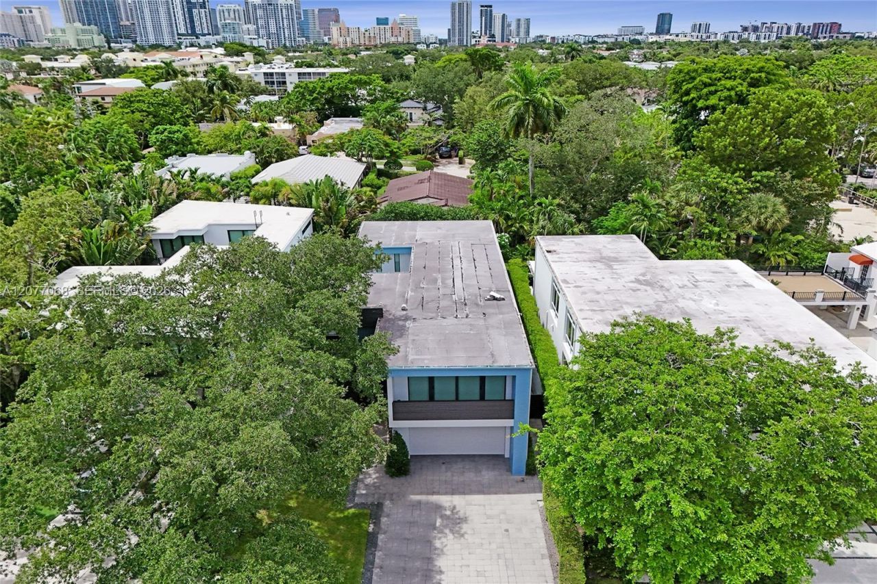 129 N Victoria Park Rd, Fort Lauderdale, FL 33301 Photo