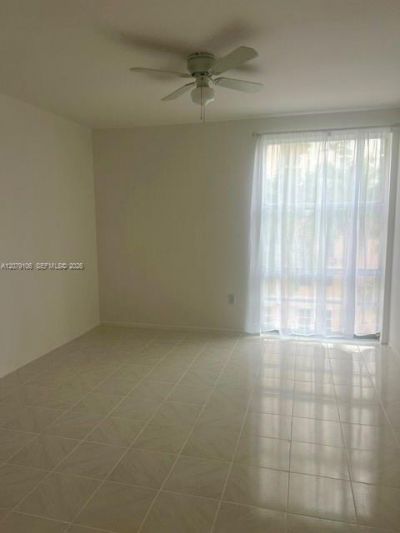 17560 Atlantic Blvd , Unit 514, Sunny Isles Beach, FL 33160 Photo