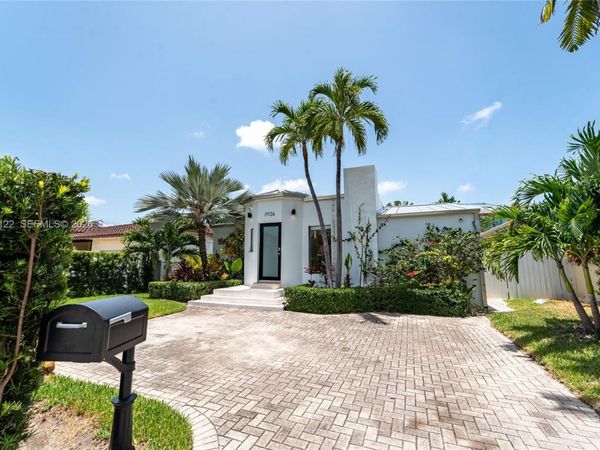 8926 Emerson Ave , Surfside, FL 33154