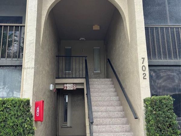 702 Sunny Pine Way, Unit A1, Green Acres, FL 33415