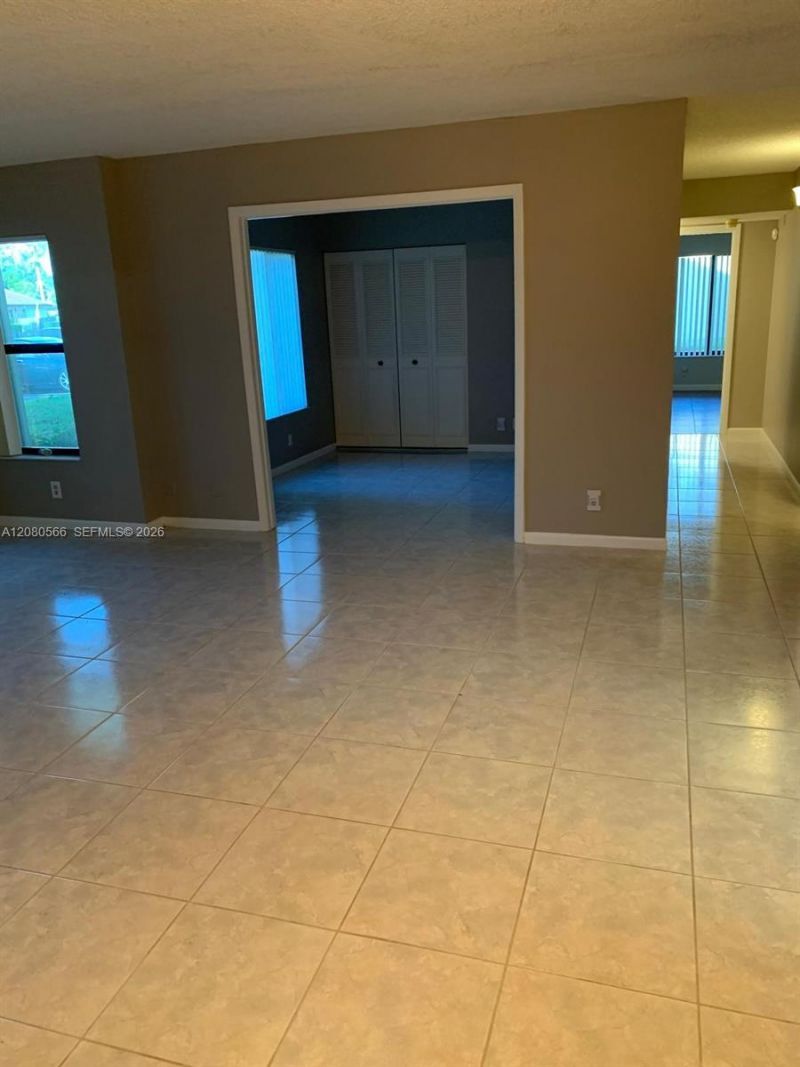702 Sunny Pine Way, Unit A1, Greenacres, FL 33415 Photo