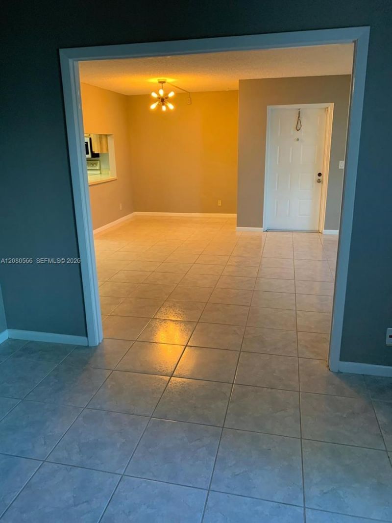 702 Sunny Pine Way, Unit A1, Greenacres, FL 33415 Photo