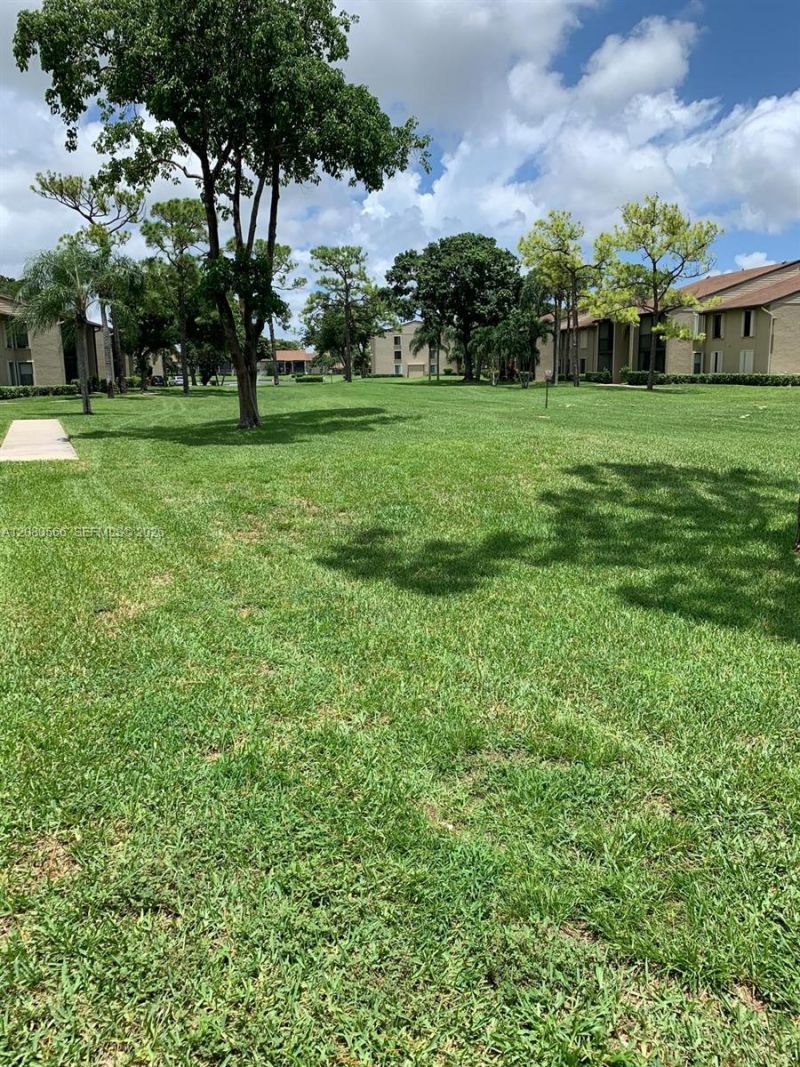 702 Sunny Pine Way, Unit A1, Greenacres, FL 33415 Photo