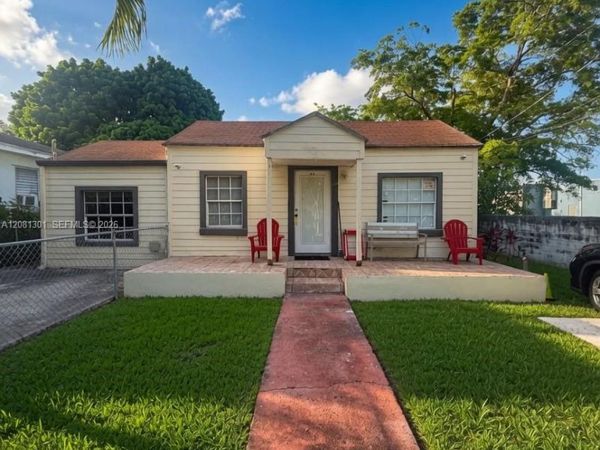 715 NW 116th Ter , Unit B, Miami, FL 33168
