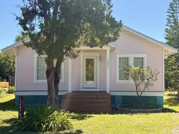 12870 Whiddon Ave, Cedar Key, FL 32625