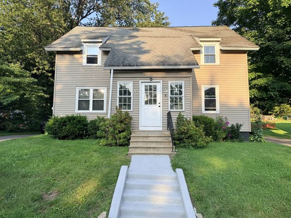 49-51 High St, Hardwick, MA 01031