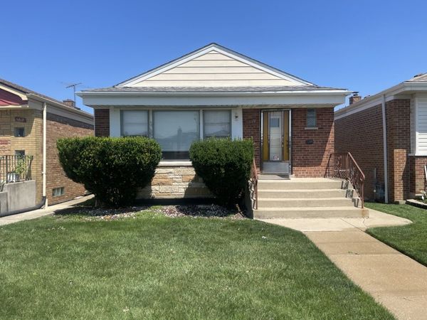 5819 S Narragansett Avenue, Chicago, IL 60638