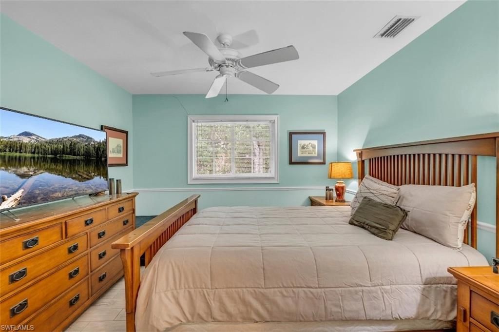 6061 Golden Oaks Ln, Naples, FL 34119 Photo