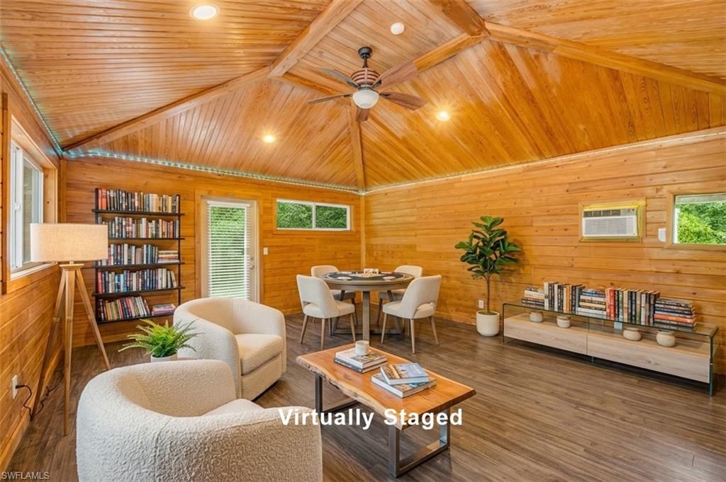 6061 Golden Oaks Ln, Naples, FL 34119 Photo
