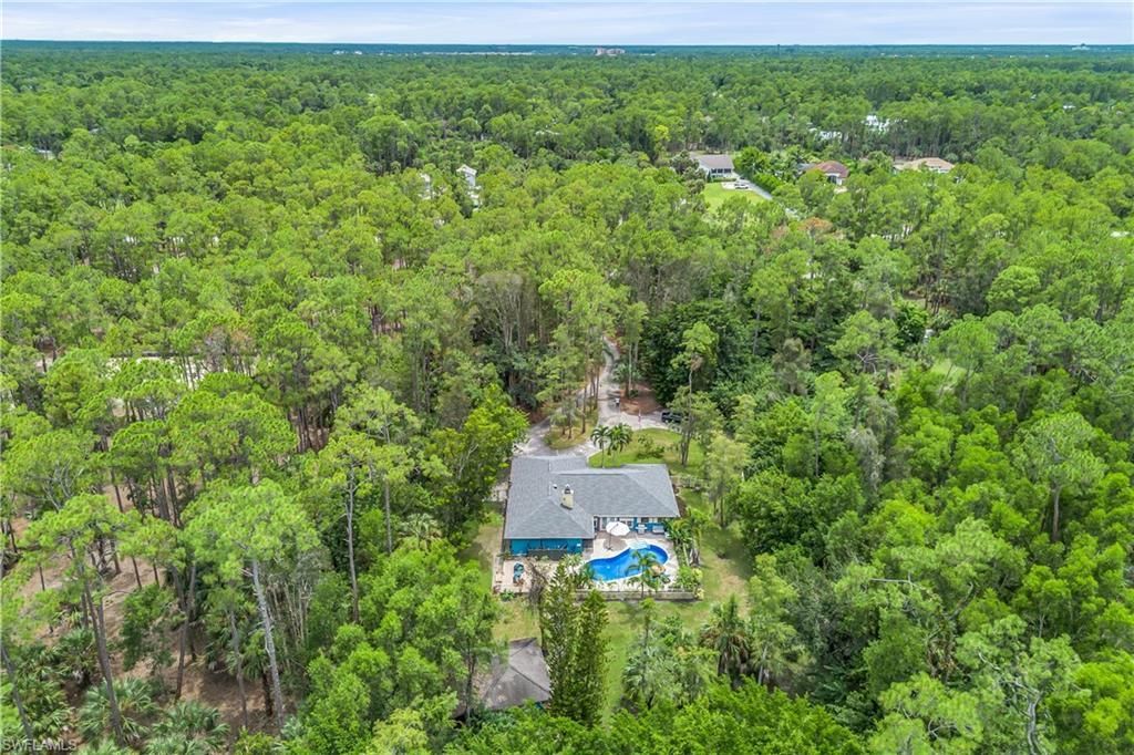 6061 Golden Oaks Ln, Naples, FL 34119 Photo