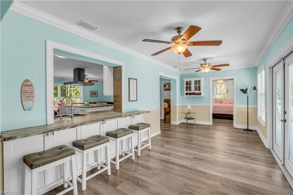 6061 Golden Oaks Ln, Naples, FL 34119 Photo