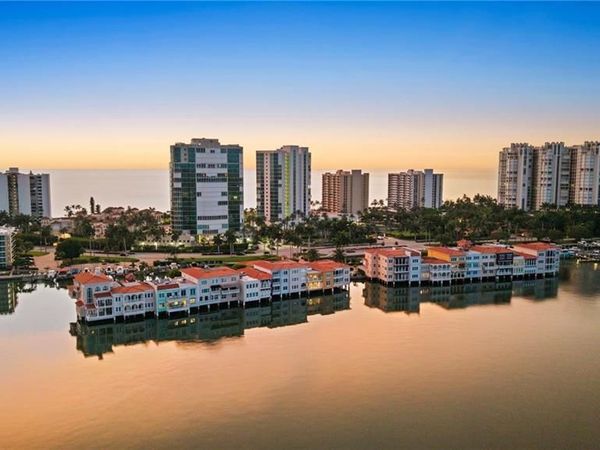 4000 GULF SHORE BLVD N, Unit 1500, NAPLES, FL 34103