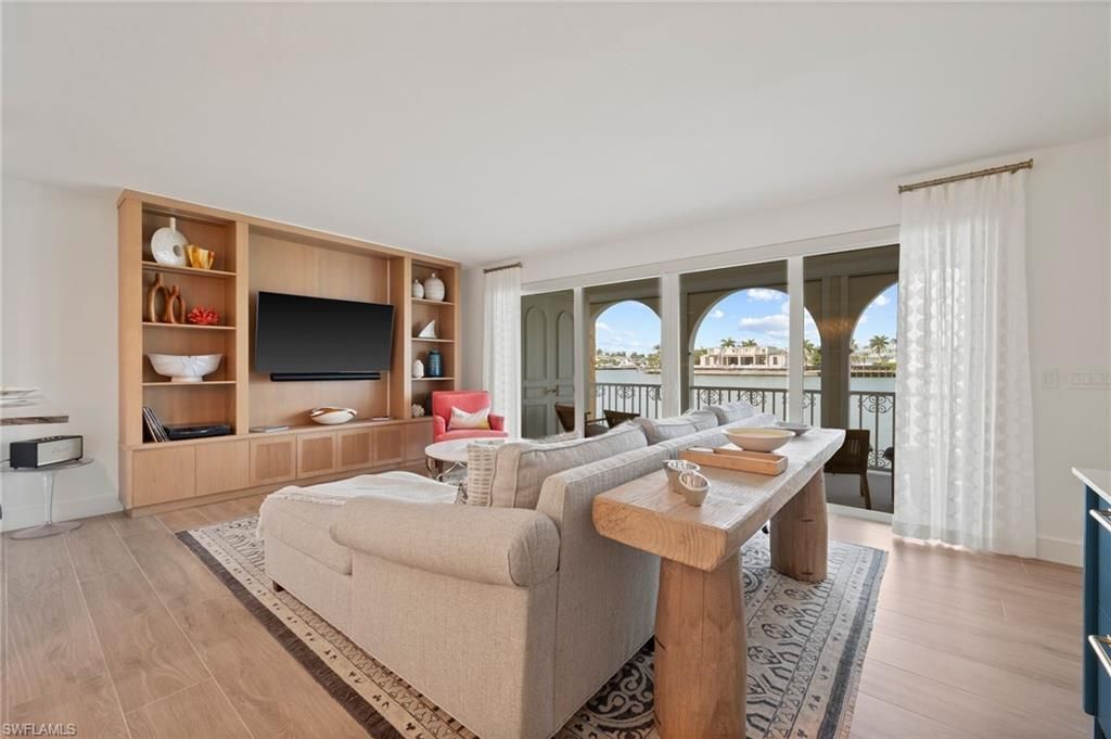 4000 Gulf Shore Blvd N, Unit 1500, Naples, FL 34103 Photo