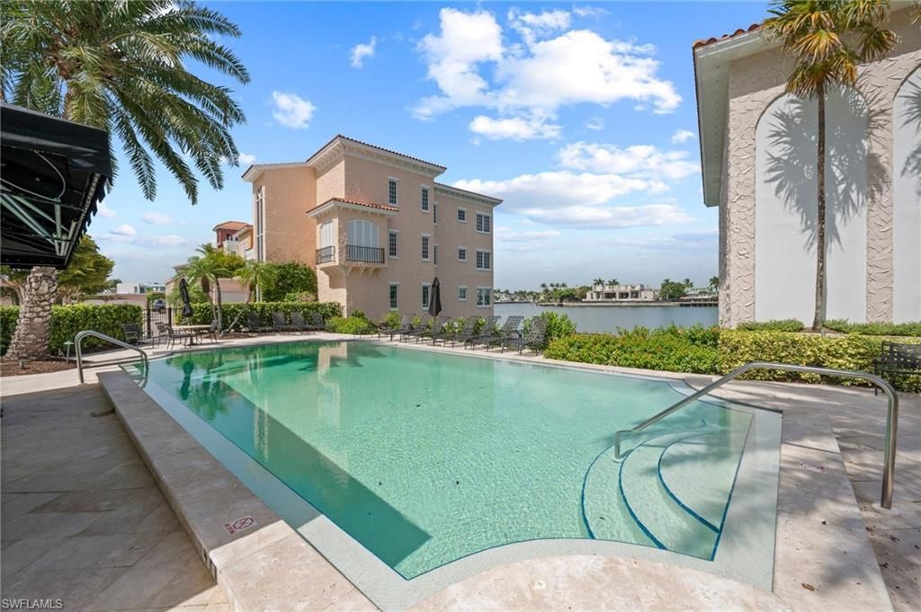 4000 Gulf Shore Blvd N, Unit 1500, Naples, FL 34103 Photo