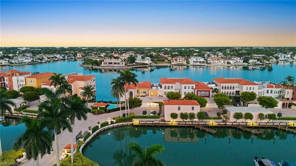 4000 Gulf Shore Blvd N, Unit 1500, Naples, FL 34103 Photo
