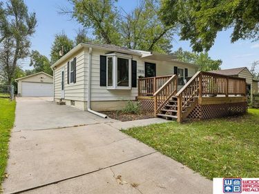 1810 S 47th Street, Lincoln, NE 68506