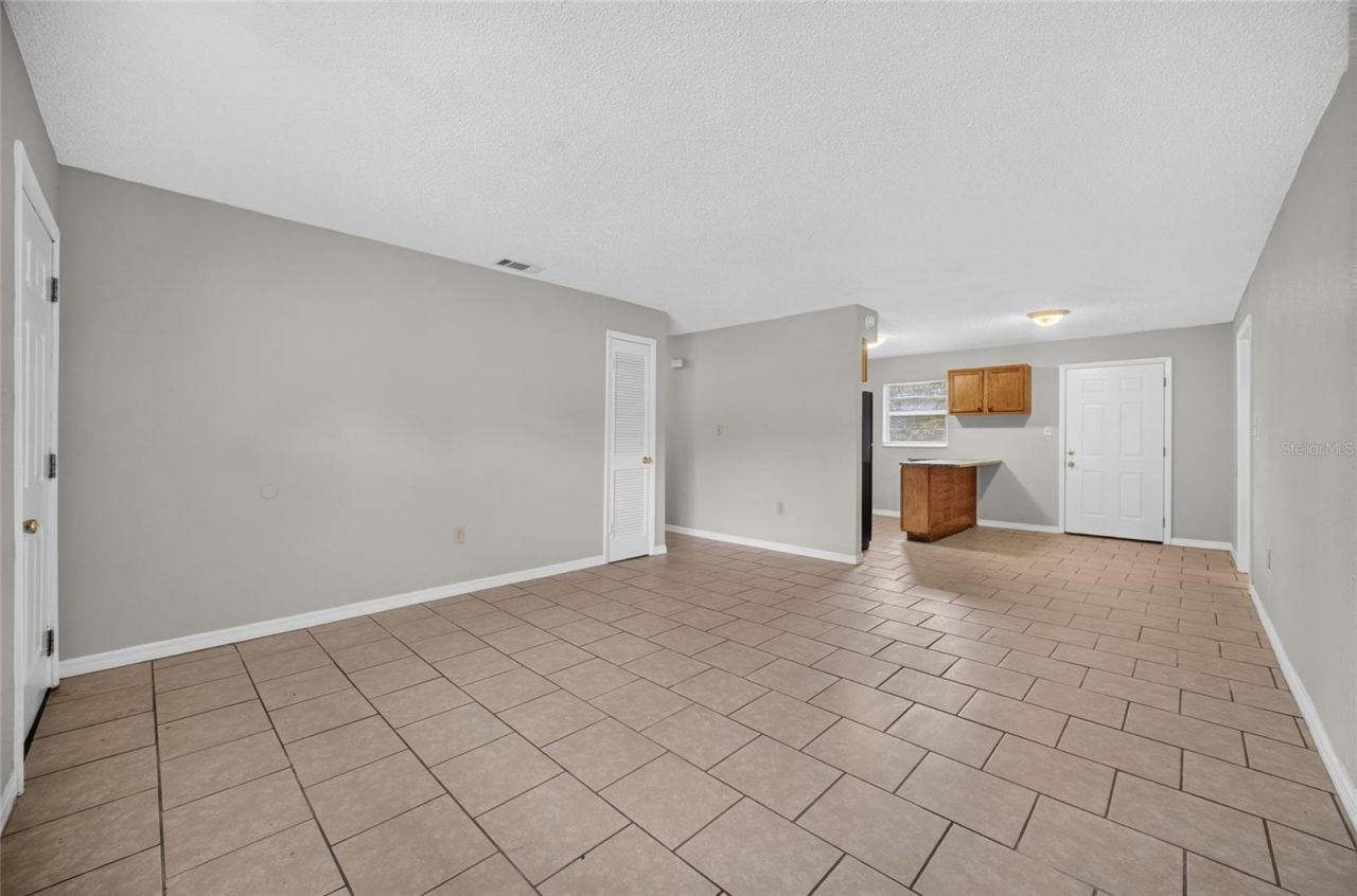 507 S Ohio Ave, Groveland, FL 34736 Photo