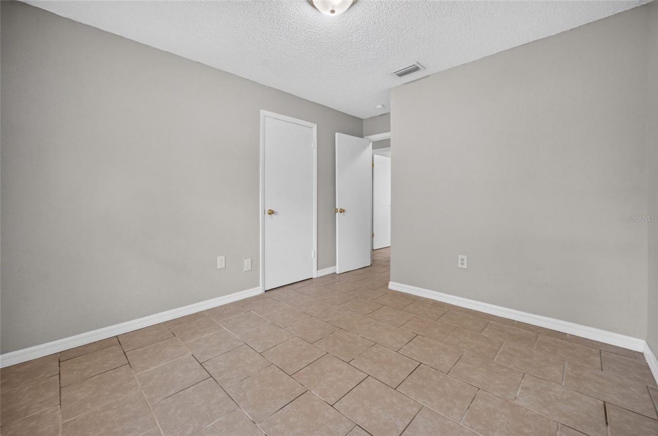 507 S Ohio Ave, Groveland, FL 34736 Photo